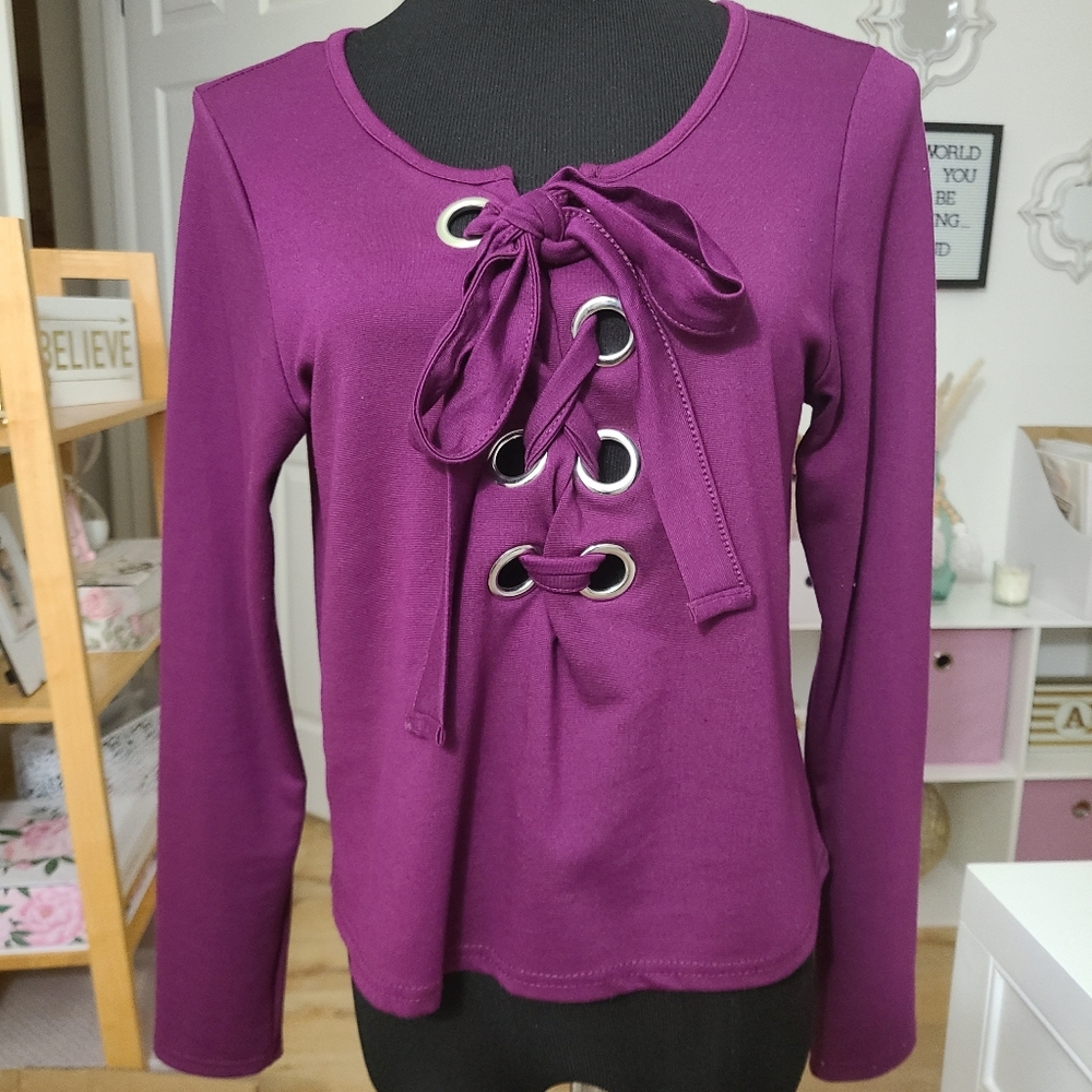 Lace up bow front top